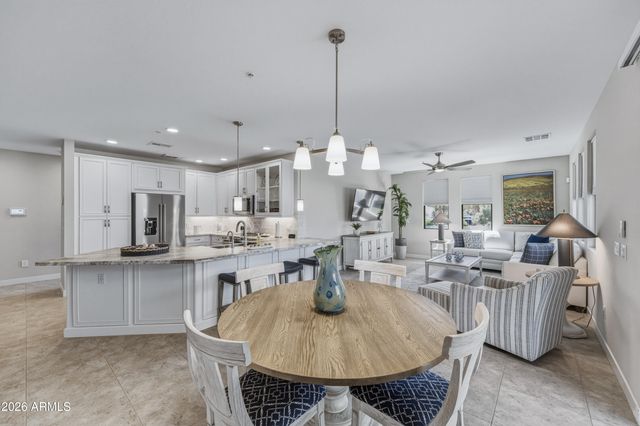 2511 W. Queen Creek rd. -- 170, Chandler, AZ 85248