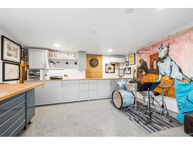 6650 E Colorado Dr, Denver, CO 80224