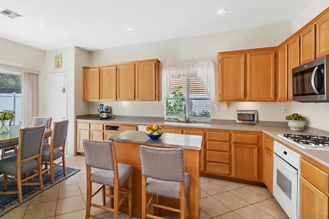 29213 Broken Arrow, Murrieta, CA 92563