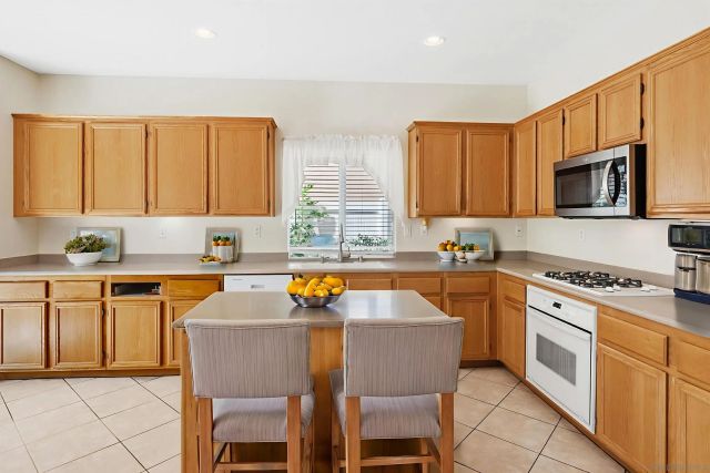 29213 Broken Arrow, Murrieta, CA 92563