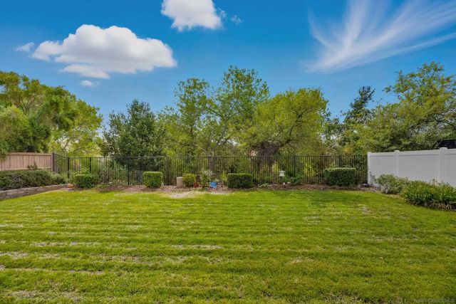 29213 Broken Arrow, Murrieta, CA 92563