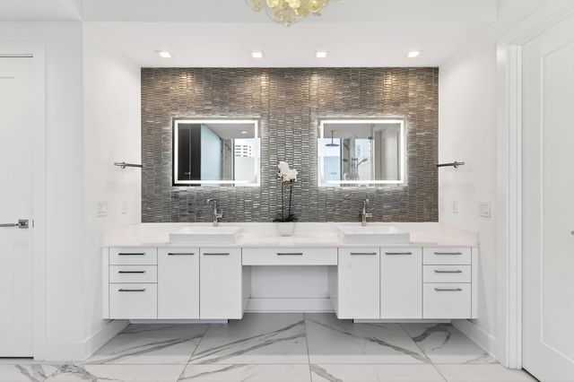 5000 N Ocean Drive 1001, Singer Island, FL 33404