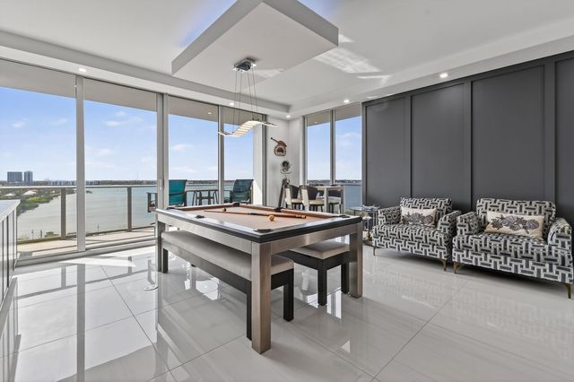 5000 N Ocean Drive 1001, Singer Island, FL 33404