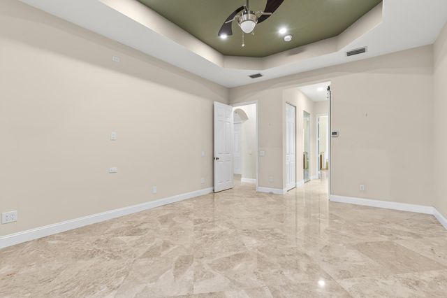 6966 Great Falls Circle, Boynton Beach, FL 33437
