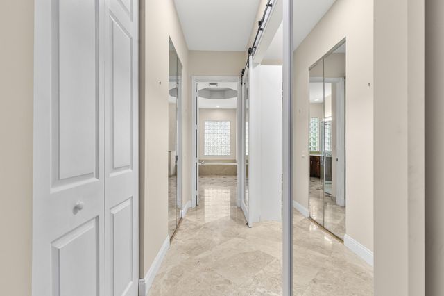 6966 Great Falls Circle, Boynton Beach, FL 33437