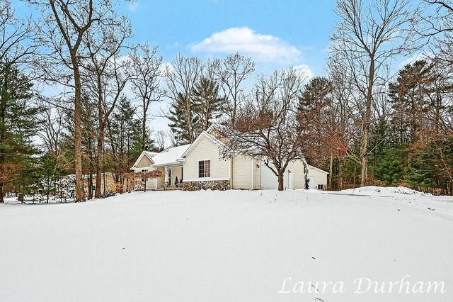 2468 Orchard Valley Drive, Fennville, MI 49408