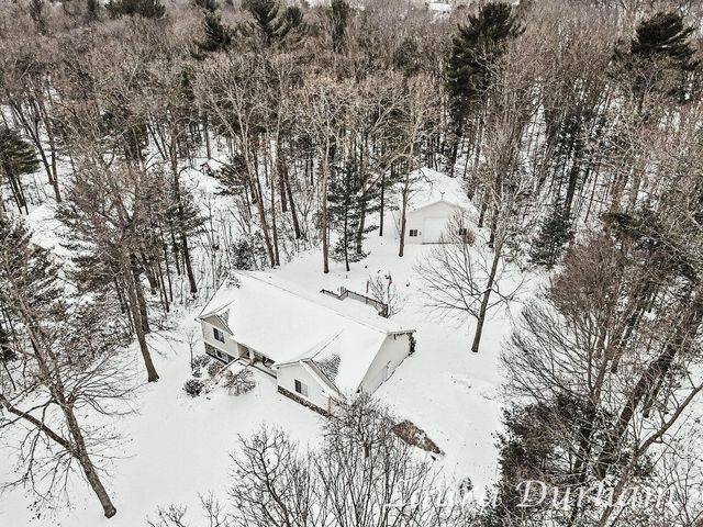 2468 Orchard Valley Drive, Fennville, MI 49408