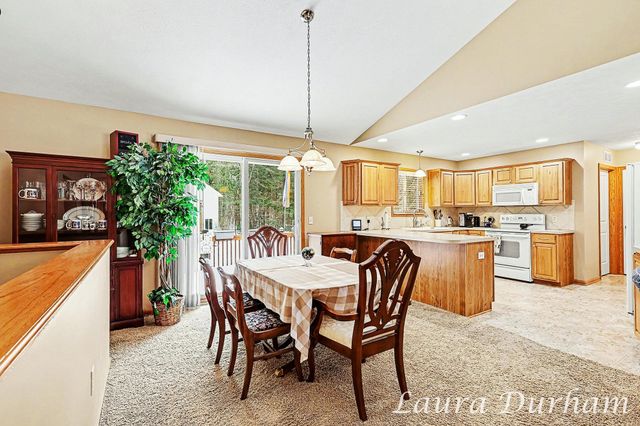 2468 Orchard Valley Drive, Fennville, MI 49408