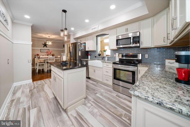 2 CHRISSY CT, Bear, DE 19701