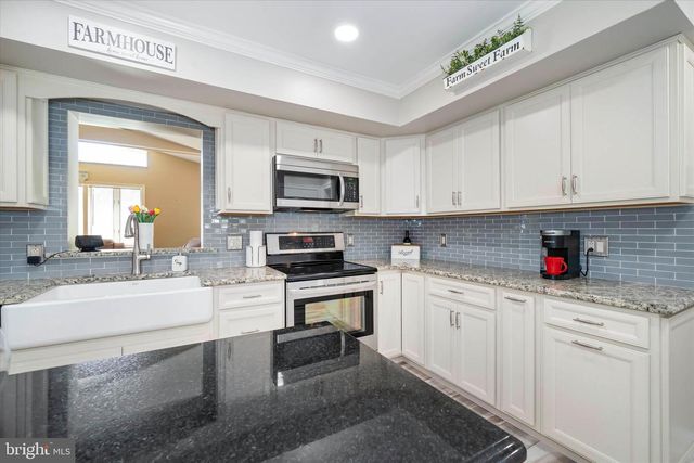 2 CHRISSY CT, Bear, DE 19701