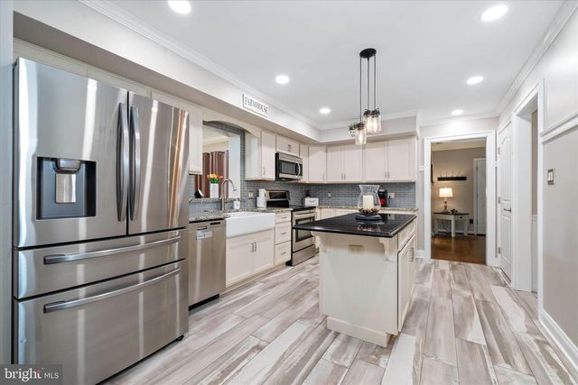 2 CHRISSY CT, Bear, DE 19701