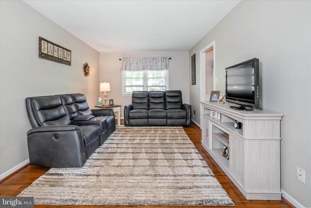 2 CHRISSY CT, Bear, DE 19701