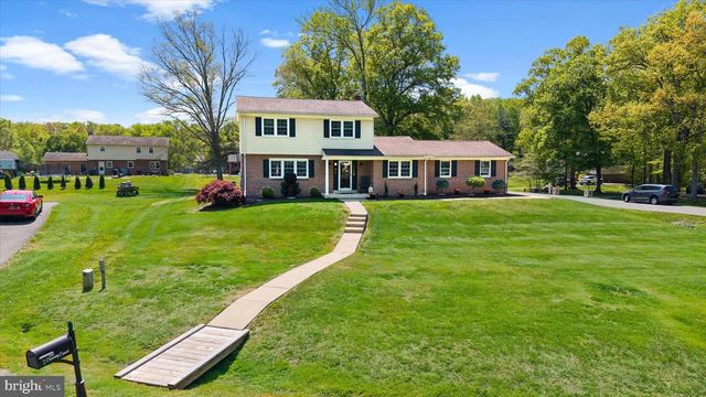 2 CHRISSY CT, Bear, DE 19701