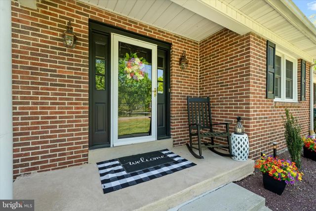 2 CHRISSY CT, Bear, DE 19701