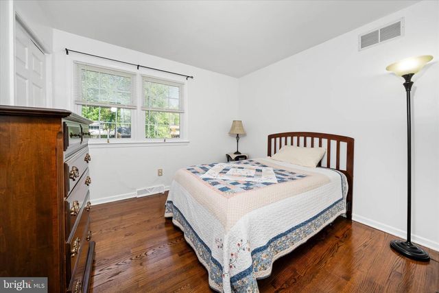 2 CHRISSY CT, Bear, DE 19701