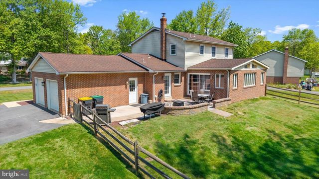 2 CHRISSY CT, Bear, DE 19701