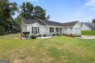1729 Brandi Lane, Loganville, GA 30052