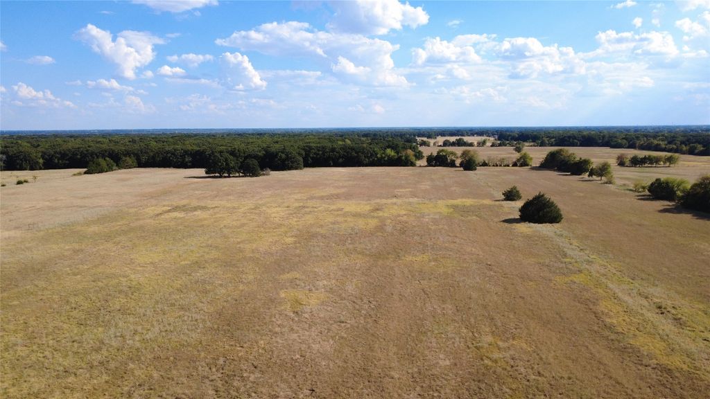 2600 CR, Bonham, TX 75447