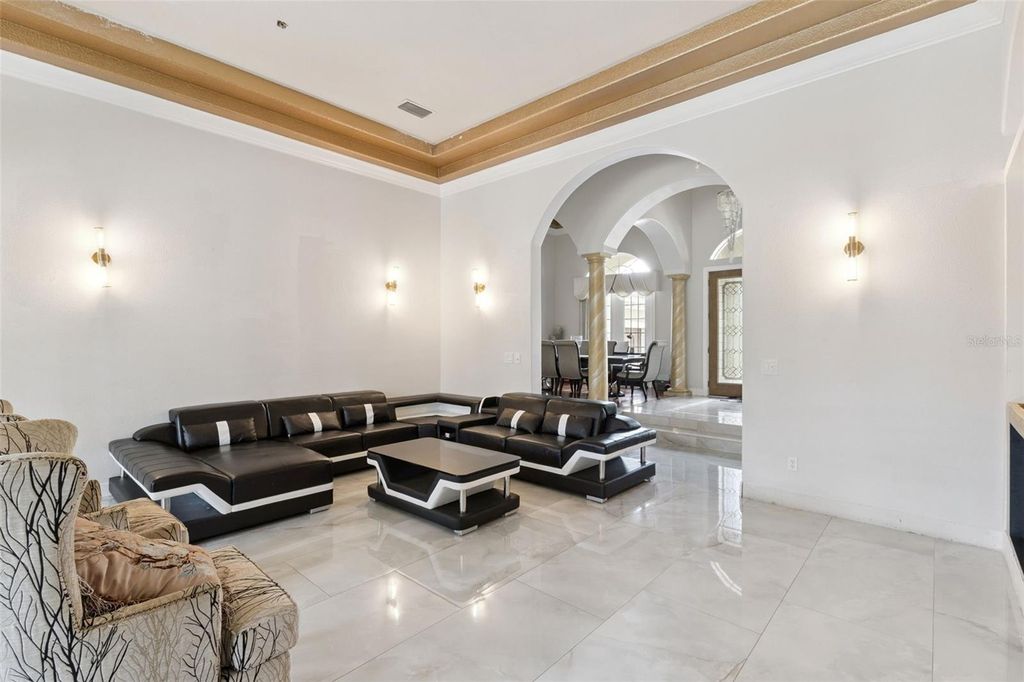 Image 13 of property listing at 11044 HAWKSHEAD COURT, Windermere, FL 34786