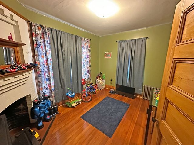 76 Belden St, Boston, MA 02125