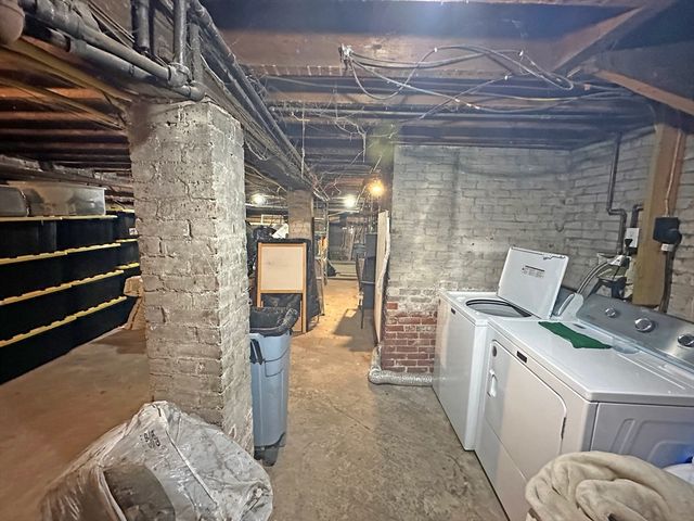 76 Belden St, Boston, MA 02125