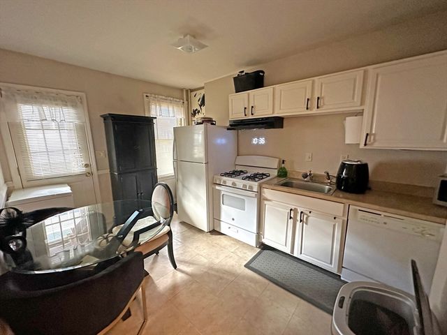 76 Belden St, Boston, MA 02125