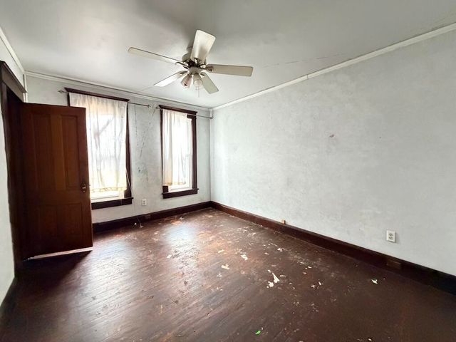 302 G Street, La Porte, IN 46350