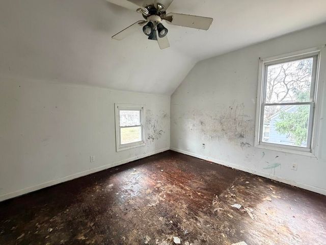 302 G Street, La Porte, IN 46350
