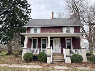 302 G Street, La Porte, IN 46350