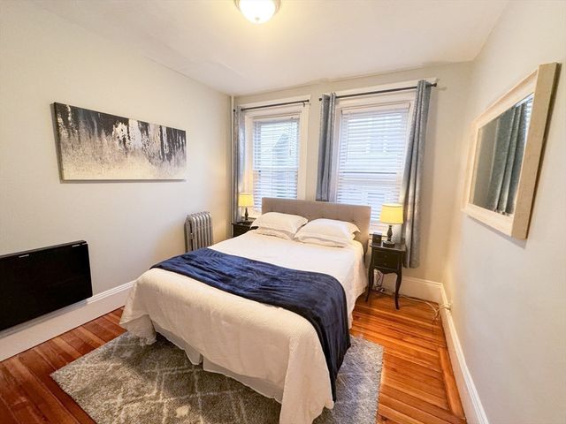 636 Washington St 1, Brookline, MA 02446