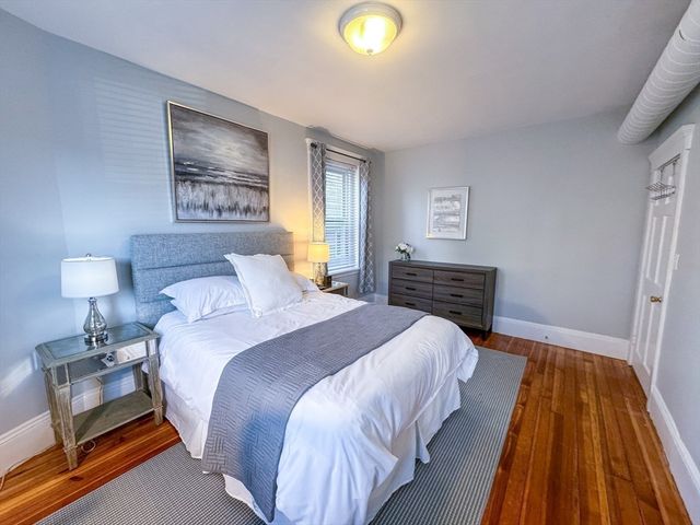 636 Washington St 1, Brookline, MA 02446