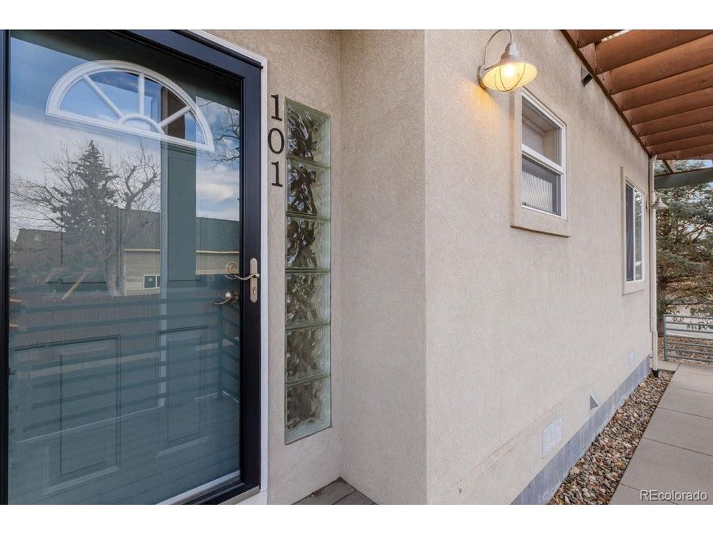 5357 Balsam St 101, Arvada, CO 80002