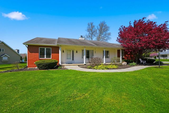 613 E Nokomis Drive, Syracuse, IN 46567