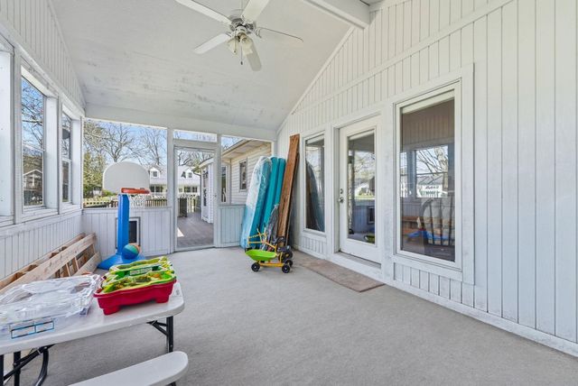 613 E Nokomis Drive, Syracuse, IN 46567