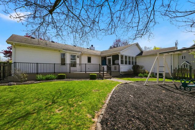 613 E Nokomis Drive, Syracuse, IN 46567