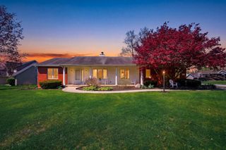613 E Nokomis Drive, Syracuse, IN 46567