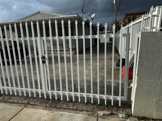 2223 NW 32nd Street, Miami, FL 33142