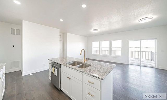 102 N Stocktrail Drive, Idaho Falls, ID 83401