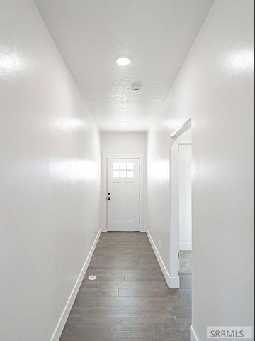 102 N Stocktrail Drive, Idaho Falls, ID 83401