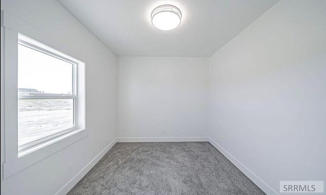 102 N Stocktrail Drive, Idaho Falls, ID 83401