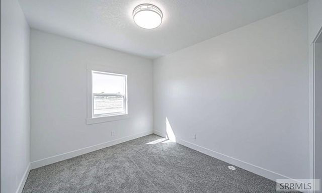 102 N Stocktrail Drive, Idaho Falls, ID 83401