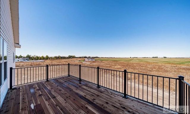 102 N Stocktrail Drive, Idaho Falls, ID 83401