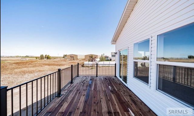 102 N Stocktrail Drive, Idaho Falls, ID 83401