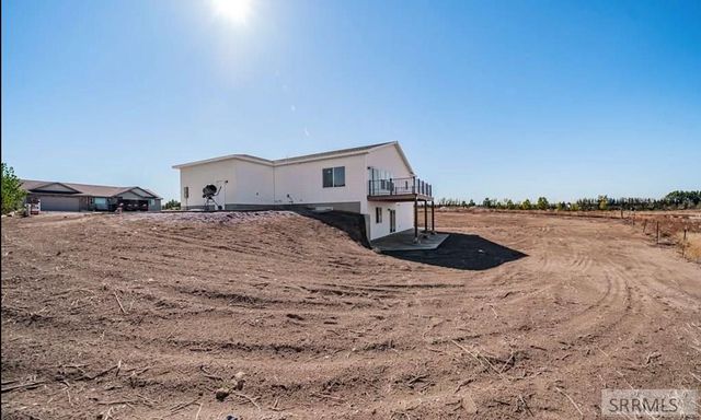 102 N Stocktrail Drive, Idaho Falls, ID 83401