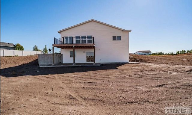 102 N Stocktrail Drive, Idaho Falls, ID 83401