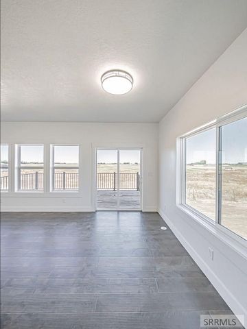 102 N Stocktrail Drive, Idaho Falls, ID 83401