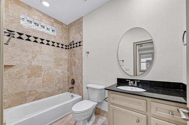 2034 Colquitt Street A, Houston, TX 77098