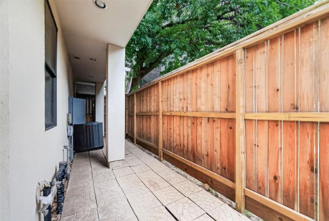 2034 Colquitt Street A, Houston, TX 77098
