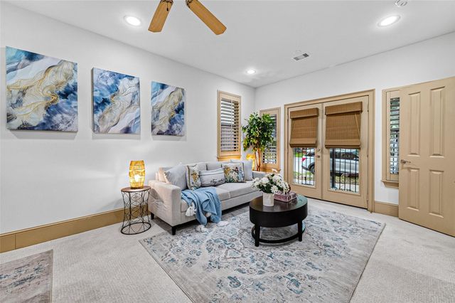 2034 Colquitt Street A, Houston, TX 77098