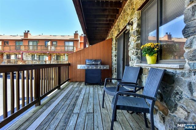 15B Brookside Heights 15B, Wanaque, NJ 07465